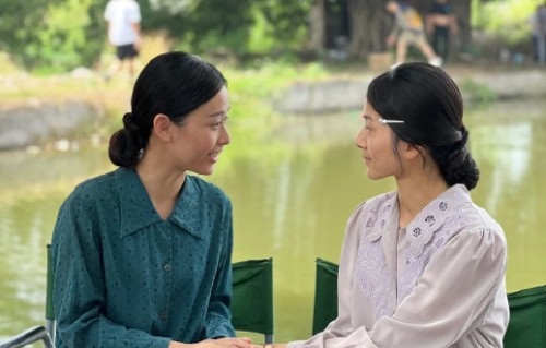 李思潼片场初见王晓慧直呼'超漂亮'，电影《给阿嬷的情书》未拍先火