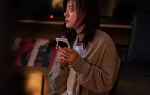 孙俪晒新剧热度惹争议，输给郭敬明拍的古偶，被质疑剧扑了催数据