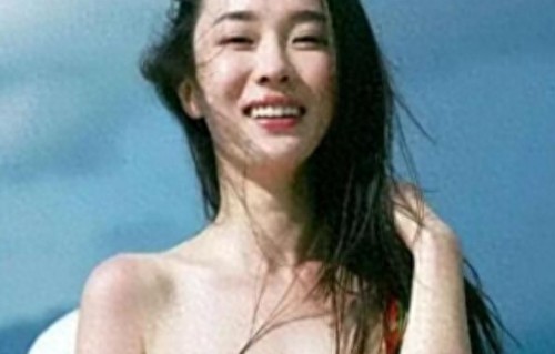 交际花、拒认女儿？45岁的"豪门阔太"霍思燕，从不像表面那么简单 