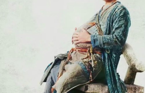 井柏然线下遇粉丝提前祝福母亲节