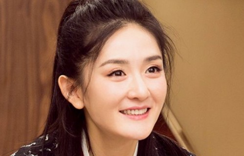 何炅调侃谢娜自封歌后 娜姐的回复展现了高情商