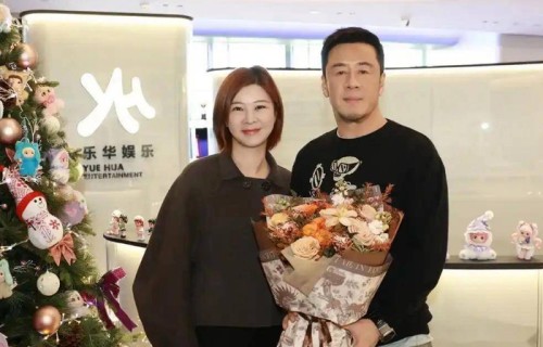 杨坤签约乐华，双方未透露具体合作细节，一场传统唱将与流量帝国的双向救赎|王一博|范丞丞|杜华|音乐|偶像