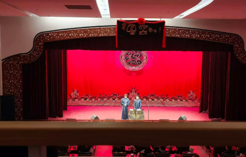 相声小剧场怎么走出困境，下策改名、中策直播、上策创作