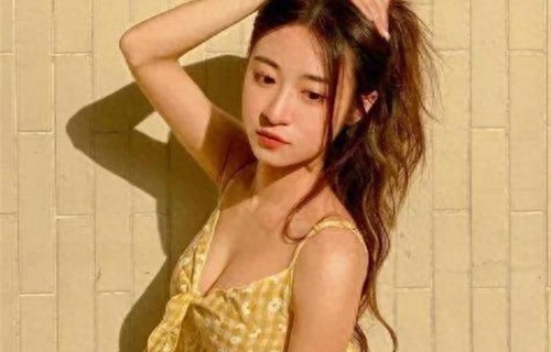 TVB争议女星性感照炸全网！网民埋怨不早发，自曝想与方力申过夜