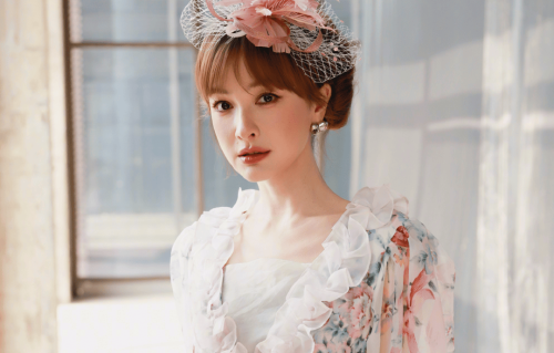 43岁吴昕跟男友郑凯聚餐，恋爱长跑8年不领证，曾坦言不想生孩子