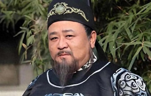 梁冠华：曾因太胖无戏拍，却被人艺女神倒追，如今退休生活太幸福