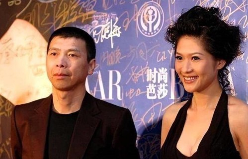 和冯小刚夜宿门16年后，沈星自曝当妈，被问老公是谁？回答很意外