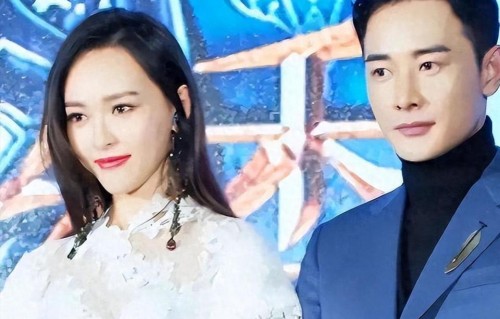 唐嫣罗晋一家三口游新加坡，6岁女儿身高曝光，婚变谣言不攻自破