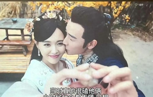 网友偶遇唐嫣罗晋一家三口，6岁小糖扎辫子好可爱，用行动破传闻