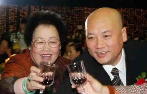 迟重瑞妻子陈丽华去世，身家470亿！3位唐僧扮演者命运各不同