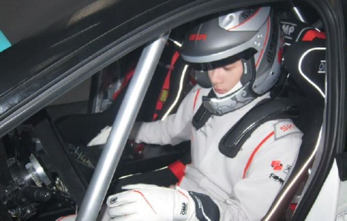 影视行业内其他演员或专业人士是如何评价胡先煦对AI的这番看法的？|情感|危机|价值|精神|账号