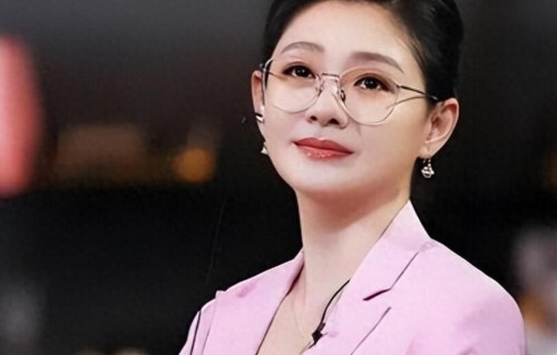 具俊晔没想到，大S去世一年，刚开工的小S就因一个举动惹火上身