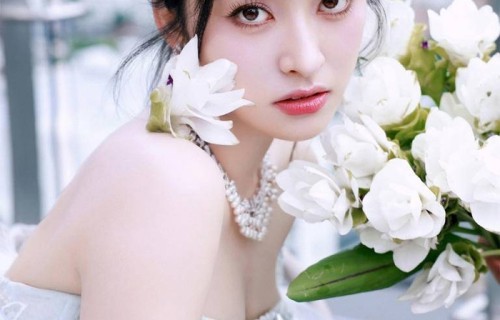 沈月爆冷成首位泰国 “年度海外最受欢迎中国女演员”，背后是中国青春剧的逆袭