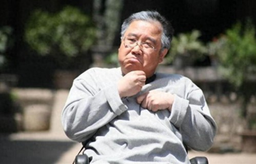 英达卖惨求原谅，换不来儿子半分心软，宋丹丹终于出了一口恶气