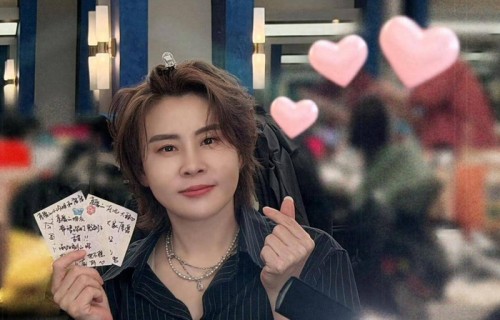王濛大方晒心愿便利贴!怕太甜撕不下来,与李小冉唐艺昕三人求认可