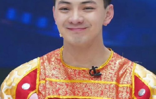吴镇宇劝他追梦！雪饼猴却为家乡300万游客放弃当演员