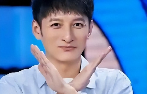 离谱! 无妻无子、被嘲精神病的维嘉，遗产竟拒给亲妈? 何炅落泪力挺 