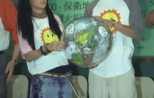 谢霆锋曾说：我认识陈冠希比张柏芝早得多，早期陈冠希也是大帅哥