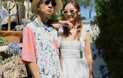妻子应采儿在陈小春应对这次危机中起到了什么作用？