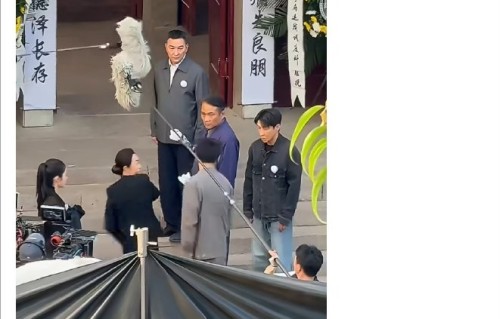 你怎么看拍戏时真打演员这种行为？