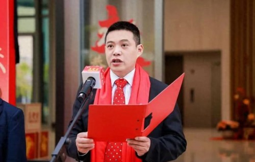 王老吉“接盘”跑男冠名惹争议：网友直呼反正不是方达锋自己出钱|奔跑吧第十四季|奔跑吧|哈哈哈哈哈（真人秀）|五十公里桃花坞|收视率