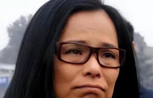 脊柱断裂、前夫已死，62岁亚洲天后韦唯，现状曝光让人唏嘘不已