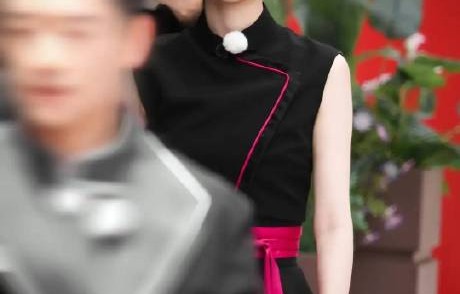 白鹿携战国袍惊艳邯郸，即兴舞暖心出圈！