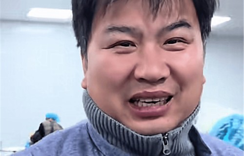 “乞丐小米”开了免费自助餐厅，有钱就付一些，没钱可以免费吃|武林外传|张清|张青|客栈|收银台