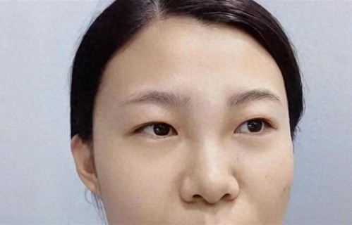 小雪曝出大伯哥新女友，直称已经怀孕，公婆开心不已，网友：祝福