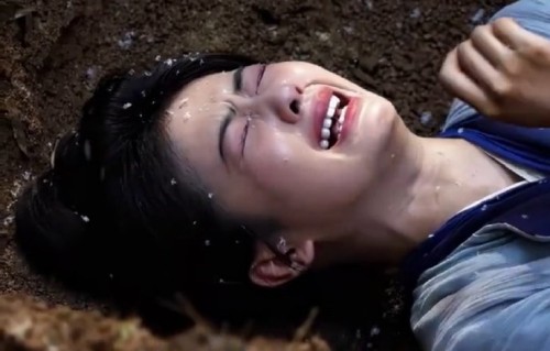 白鹿还有哪些出圈的虐心哭戏片段？|叶璃|莫离|崩溃|导演|眼神
