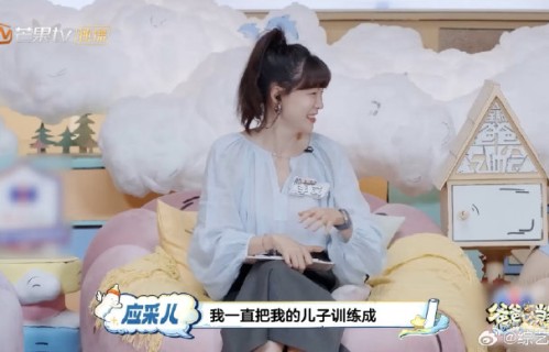 陈小春Jasper最新互动：当年软萌娃长成帅气少年|爸爸当家|应采儿|节目|儿子|生日派对