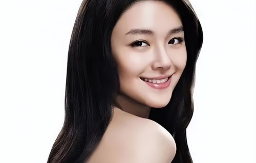 小S方回应大S广告没有下架，与品牌方商量结果，而且合约没到期