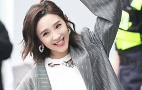 《浪姐》路透新鲜出炉！ 唐艺昕李小冉活力比心孙怡大方挥手 