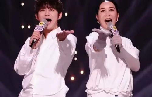 苏醒接棒那英成为《歌手2026》串讲人后，节目风格有什么变化？|观众不舍|何炅|综艺|一呼百应|话题