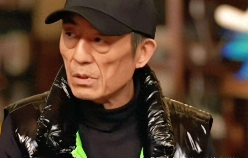 观众说她演得像隔壁居委会王姐,结果原著作者只说了29个字。