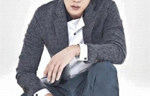 50岁陆毅嘴唇偏紫，妻子陪同去医院做全面检查，结果让人唏嘘