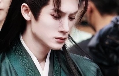 檀健次在《何不同舟渡》杀青特辑中提到的片场‘专属歌单’有哪些歌？|DEAD REFLEX|宠|歌曲|曲目|粉丝