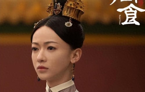 她戏耍央视工作人员，出门带6个助理30个保镖，如今活成跳梁小丑