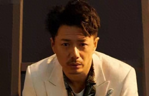 段奕宏为妻丁克十二年，怕疼的决定他从未改过 