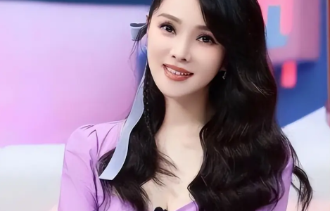 伊能静坦白嫁秦昊真相：儿子一句话让她破防，比爱情更戳心的是家人的接纳