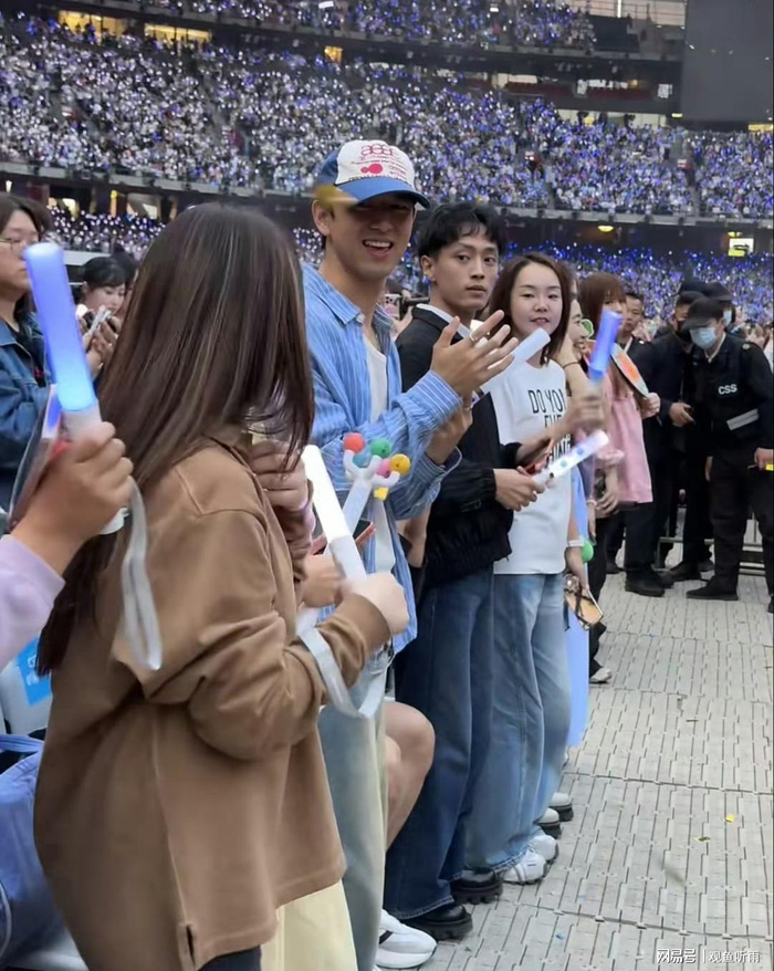 打开网易新闻 查看精彩图片