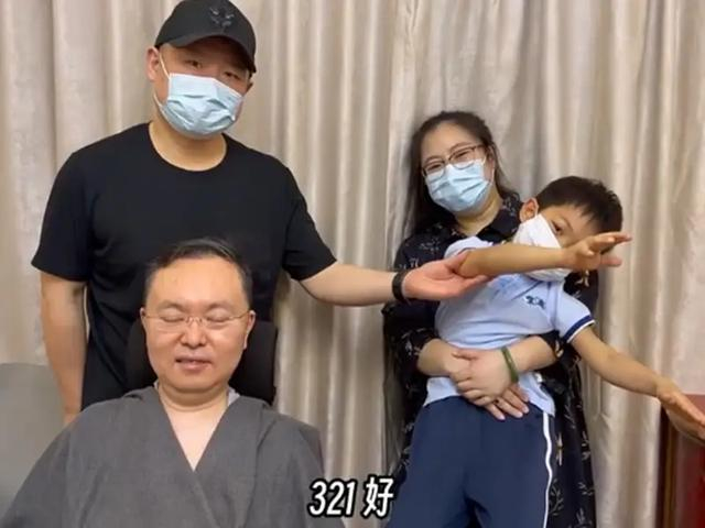 打开网易新闻 查看精彩图片