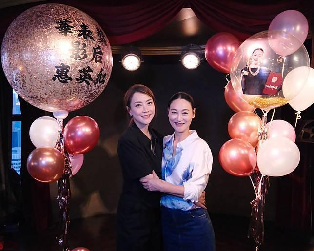 红姐表示感激英皇娱乐一路对她很好，同时要感激经理人Mani。